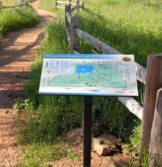 Dendron Trail Sign